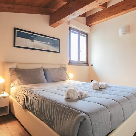 Appartamento Al Porto Pianello Del Lario Buitenkant foto